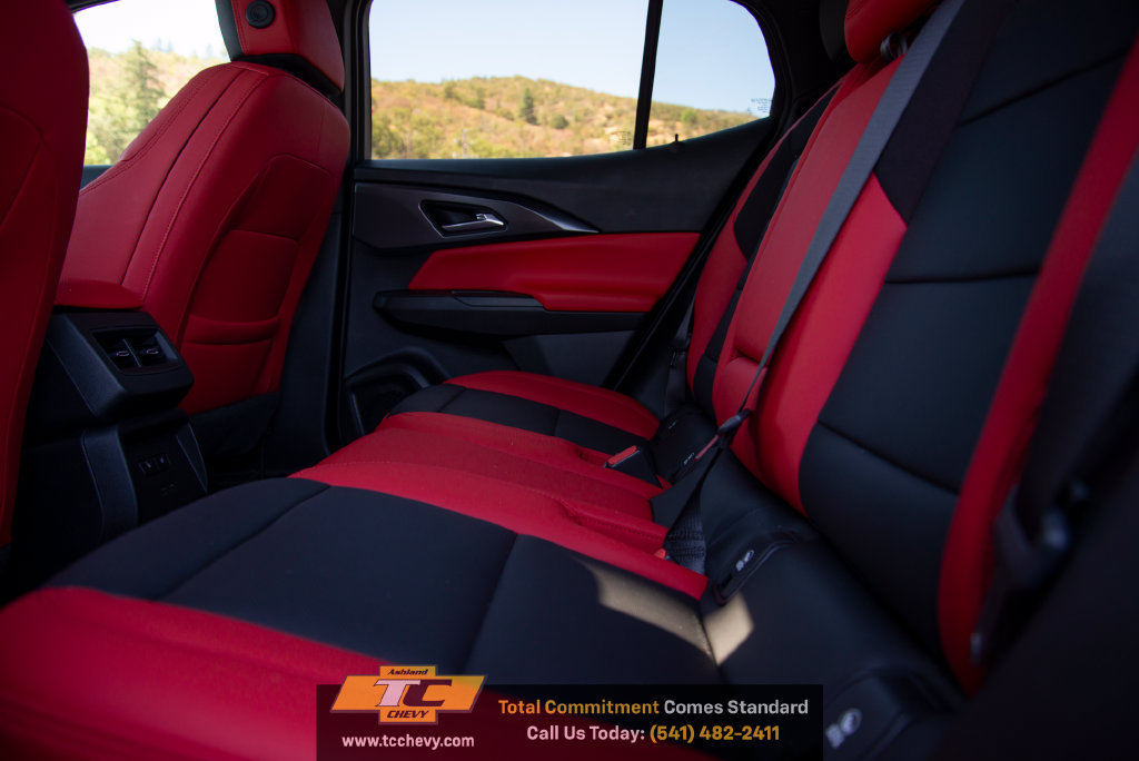 New 2026 Chevrolet Equinox EV RS w/ Convenience Package II AWD/4WD image 13