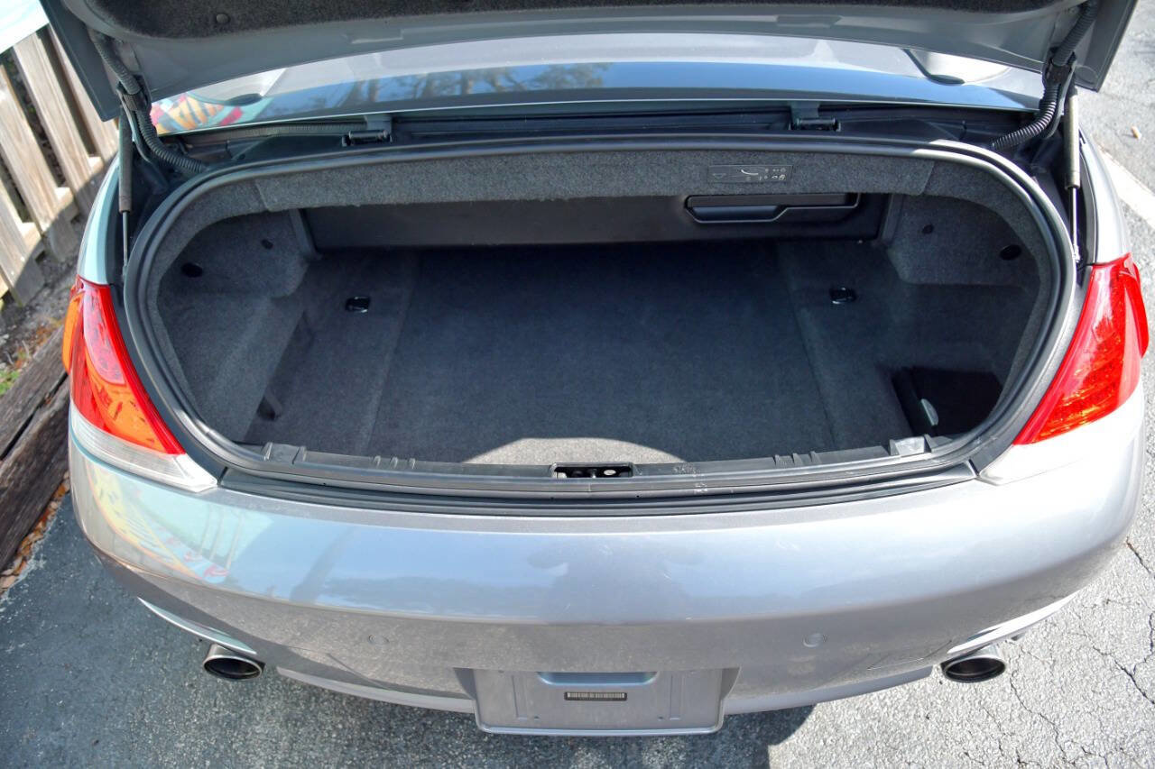 Used 2005 BMW 645Ci Convertible image 40