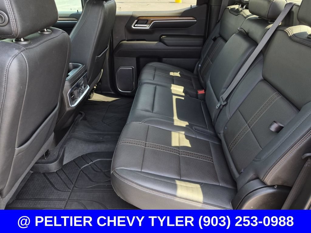 Used 2022 Chevrolet Silverado 1500 High Country w/ High Country Premium Package AWD/4WD image 39