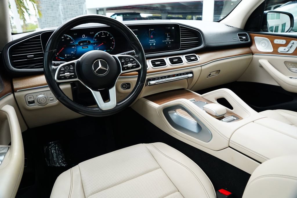 Used 2023 Mercedes-Benz GLS 450 4MATIC image 27