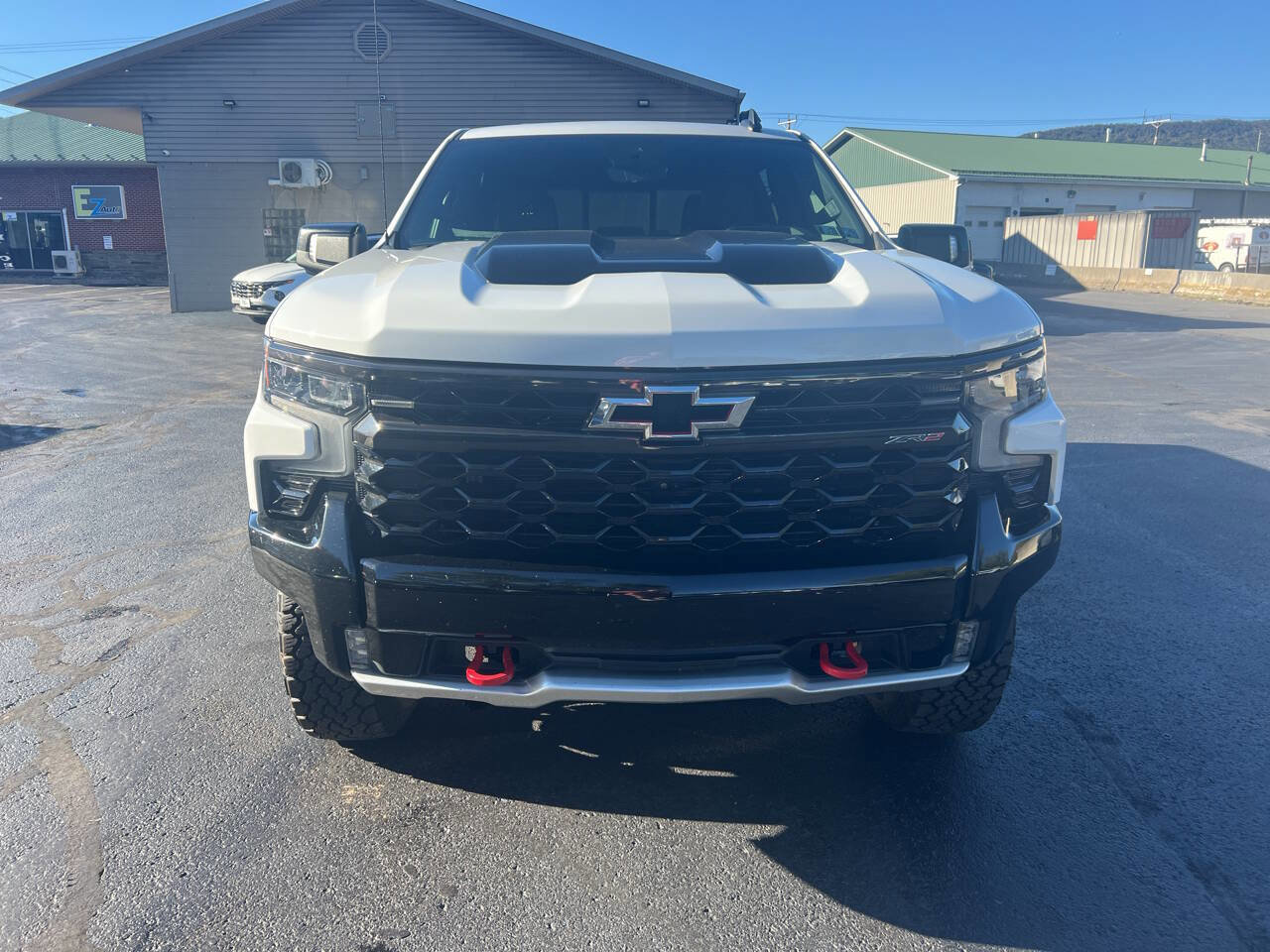 Used 2022 Chevrolet Silverado 1500 ZR2 w/ Technology Package image 4