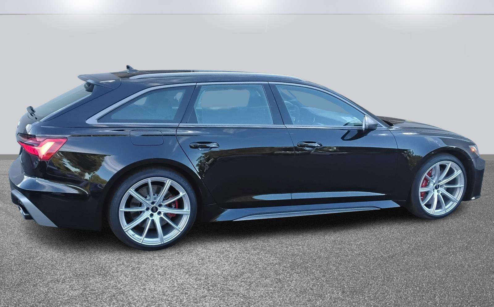 New 2026 Audi RS 6 performance image 4