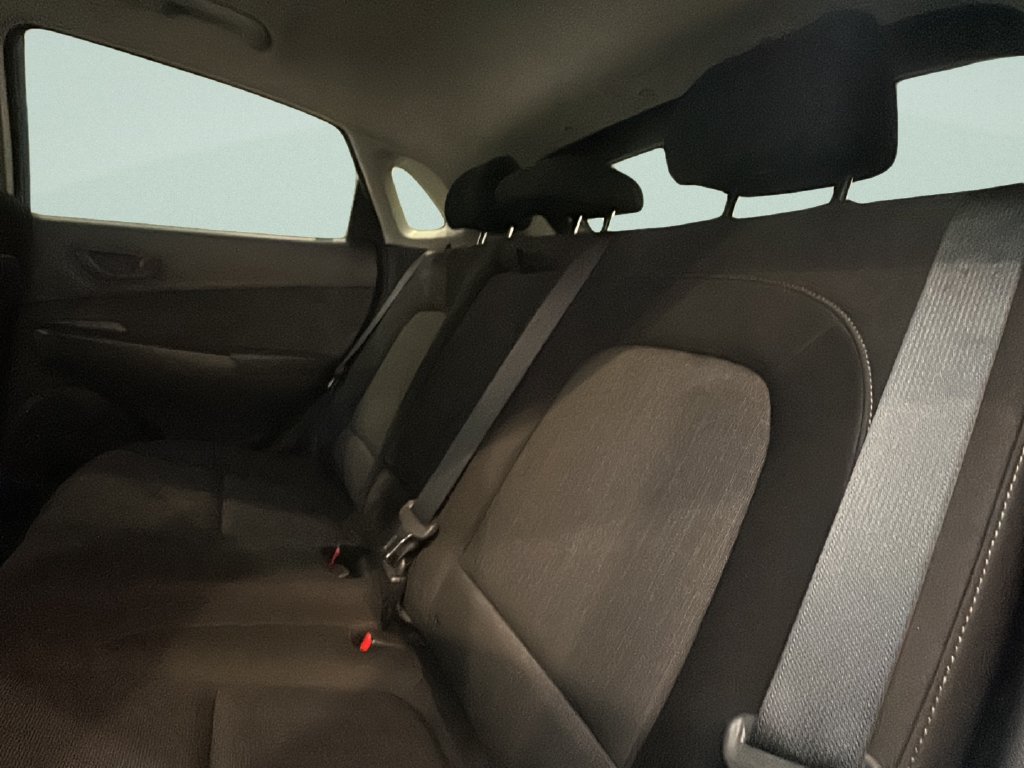 Certified 2023 Hyundai Kona SEL AWD/4WD image 13