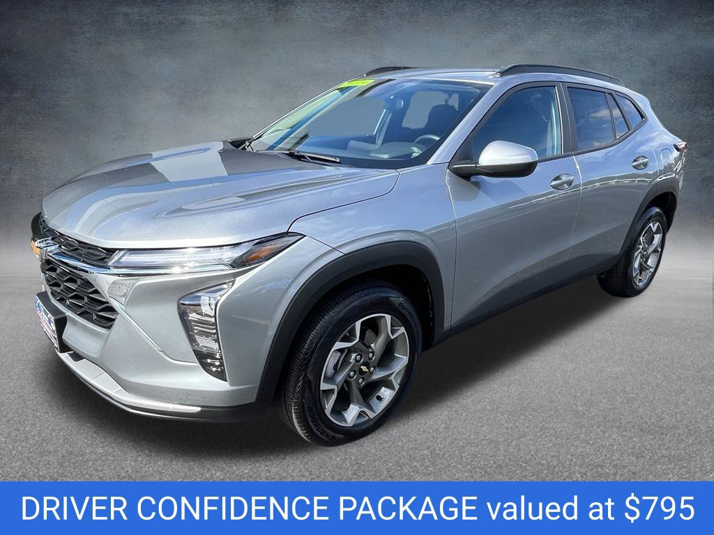 New 2026 Chevrolet Trax LT w/ Driver Confidence Package FWD image 3