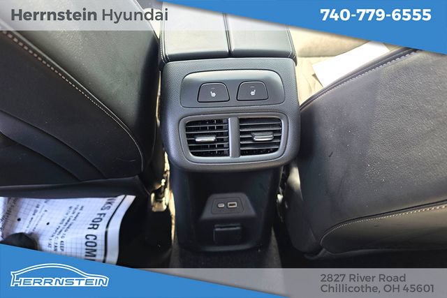 Used 2022 Buick Envision Avenir w/ Technology Package II AWD/4WD image 31