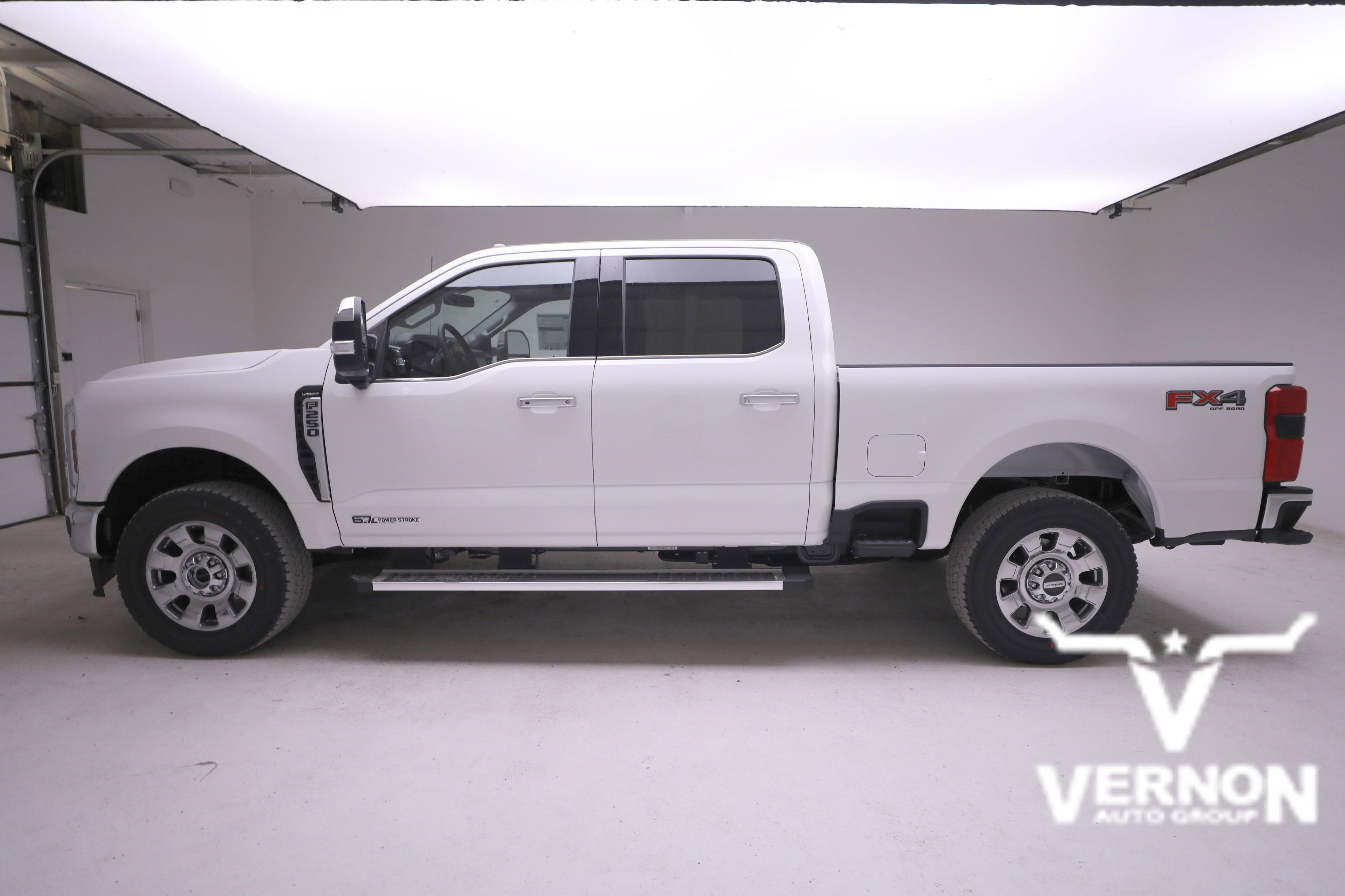 New 2026 Ford F250 Lariat w/ Chrome Package image 2