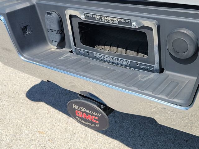Used 2018 Chevrolet Silverado 1500 LT w/ Texas Edition RWD image 10
