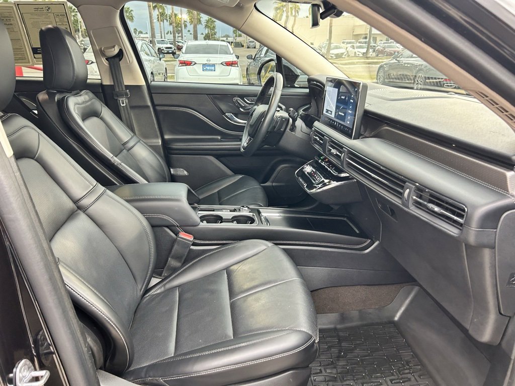 Used 2023 Lincoln Corsair Reserve w/ Equipment Group 201A image 18