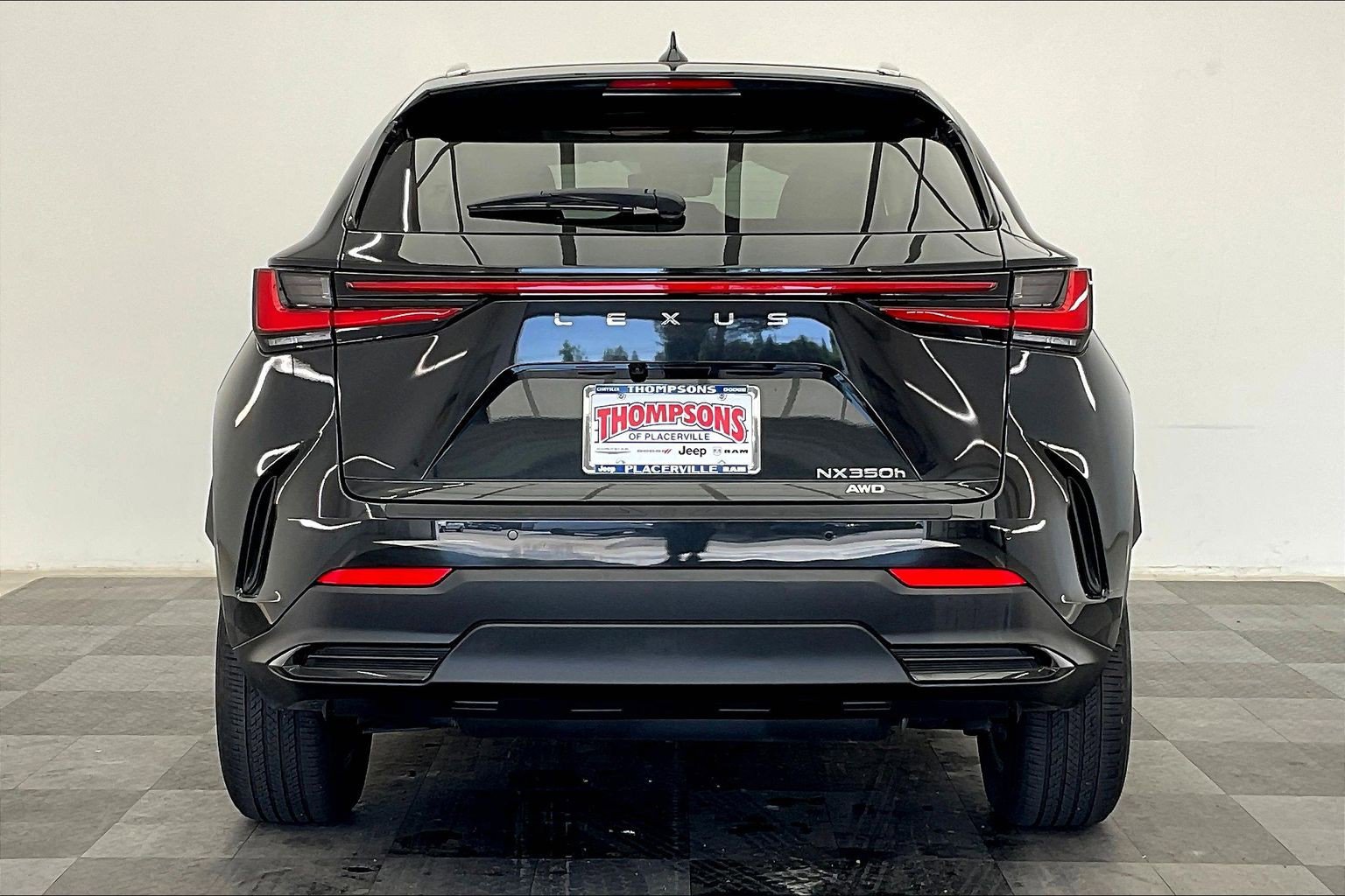Used 2024 Lexus NX 350h AWD image 3