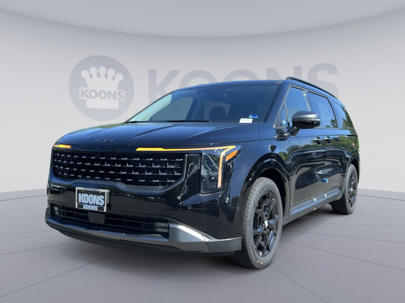 New 2026 Kia Carnival SX w/ SX Dark Edition Package FWD image 1