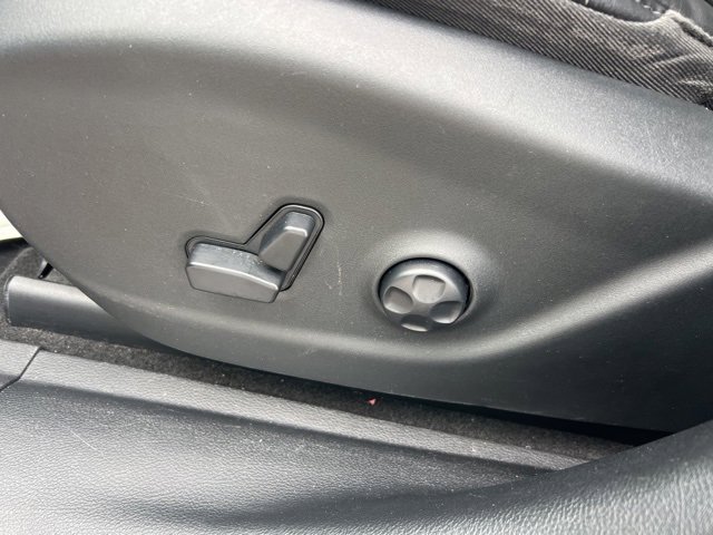 Used 2020 Jeep Cherokee Trailhawk w/ Cold Weather Group image 20