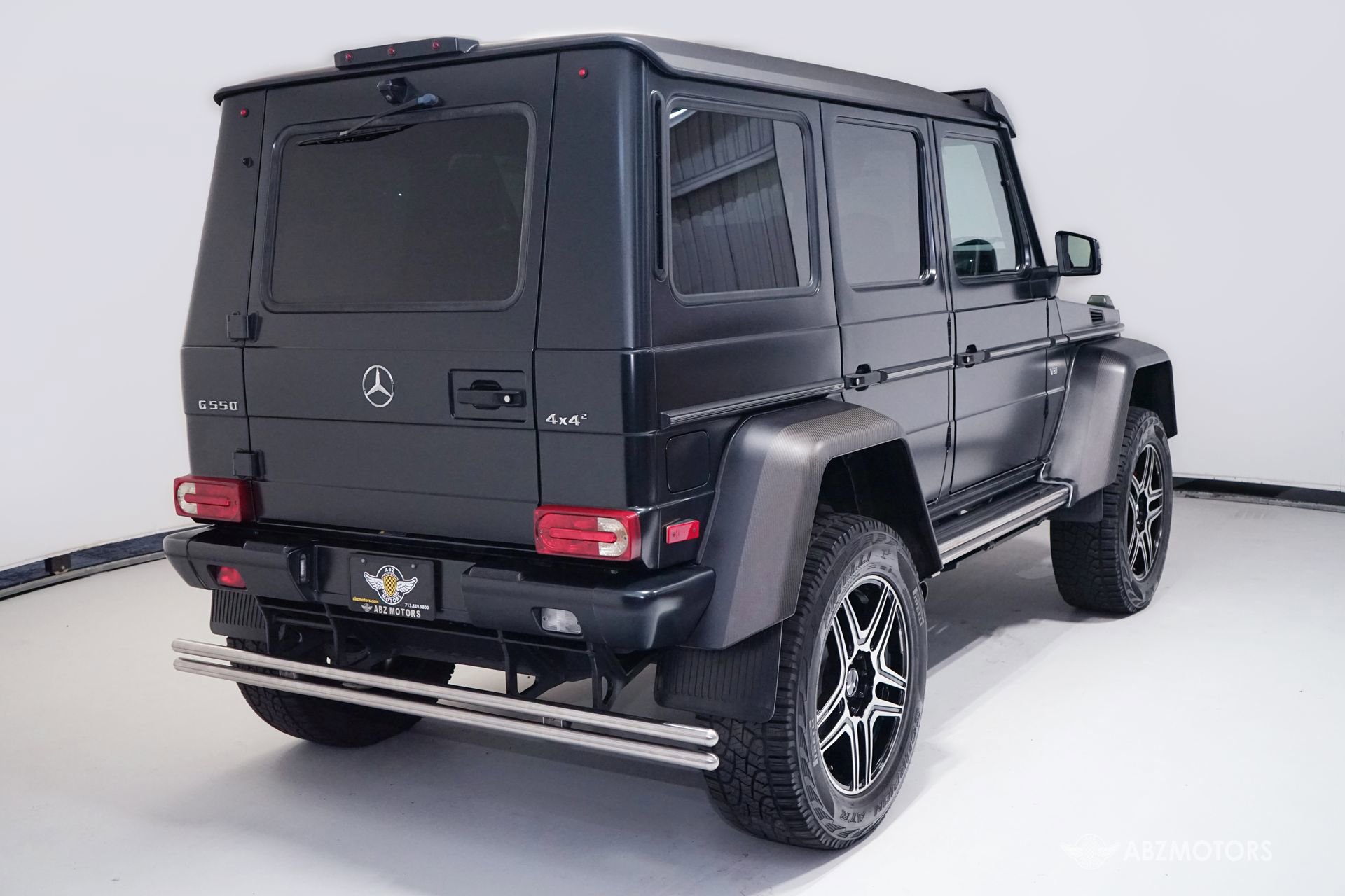 Used 2017 Mercedes-Benz G 550 Squared image 6