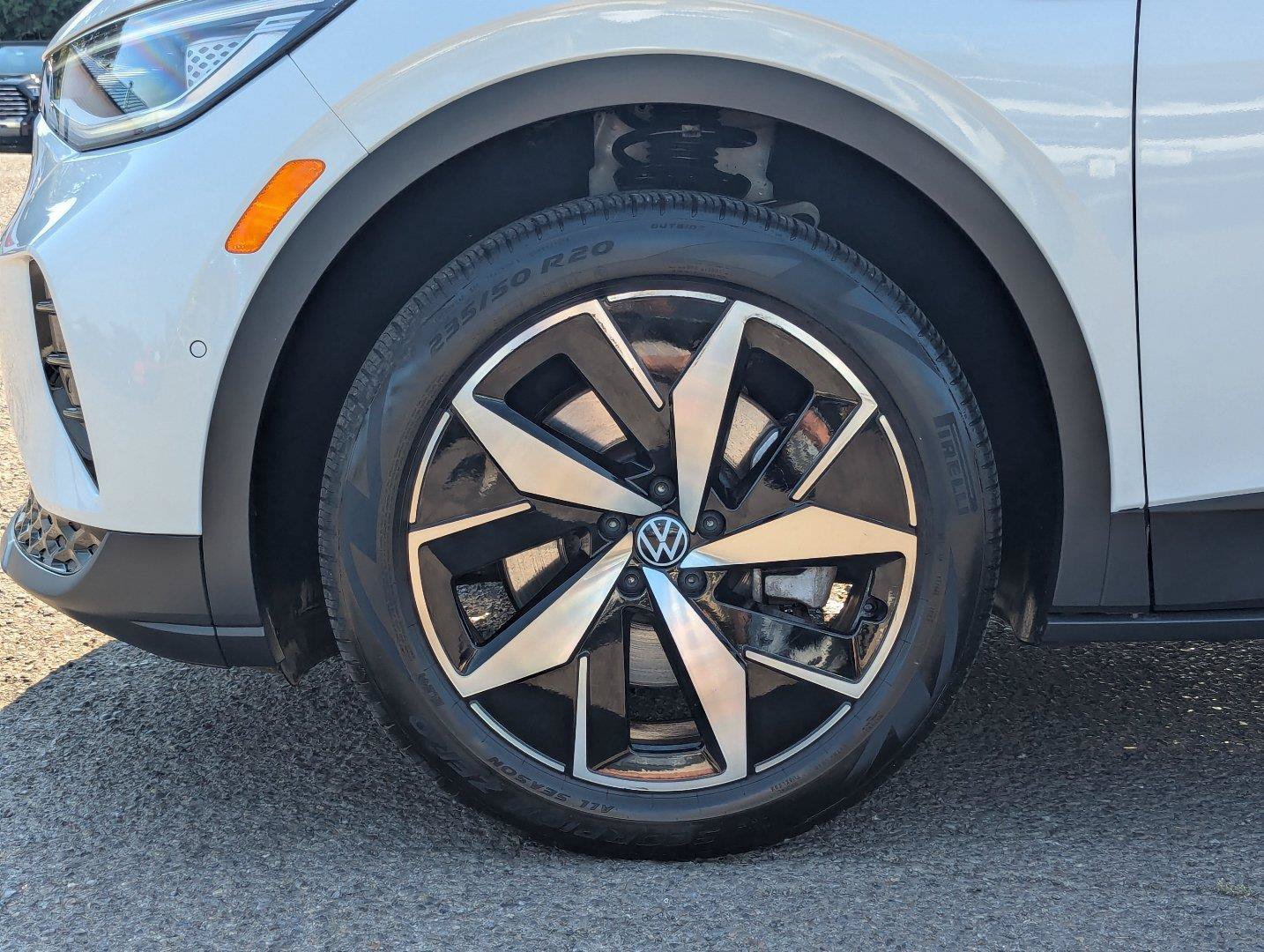 Used 2023 Volkswagen ID.4 Pro S AWD/4WD image 39