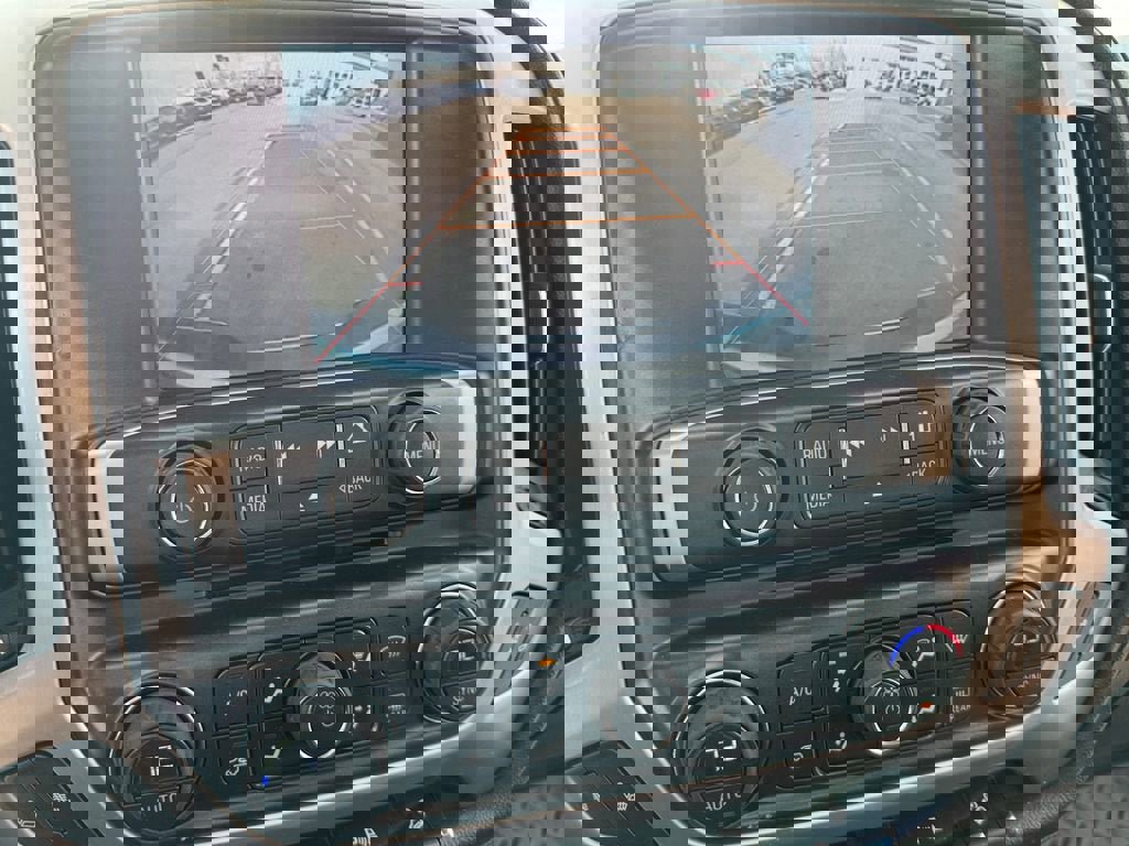 Used 2015 GMC Sierra 1500 SLE w/ SLE Value Package image 19