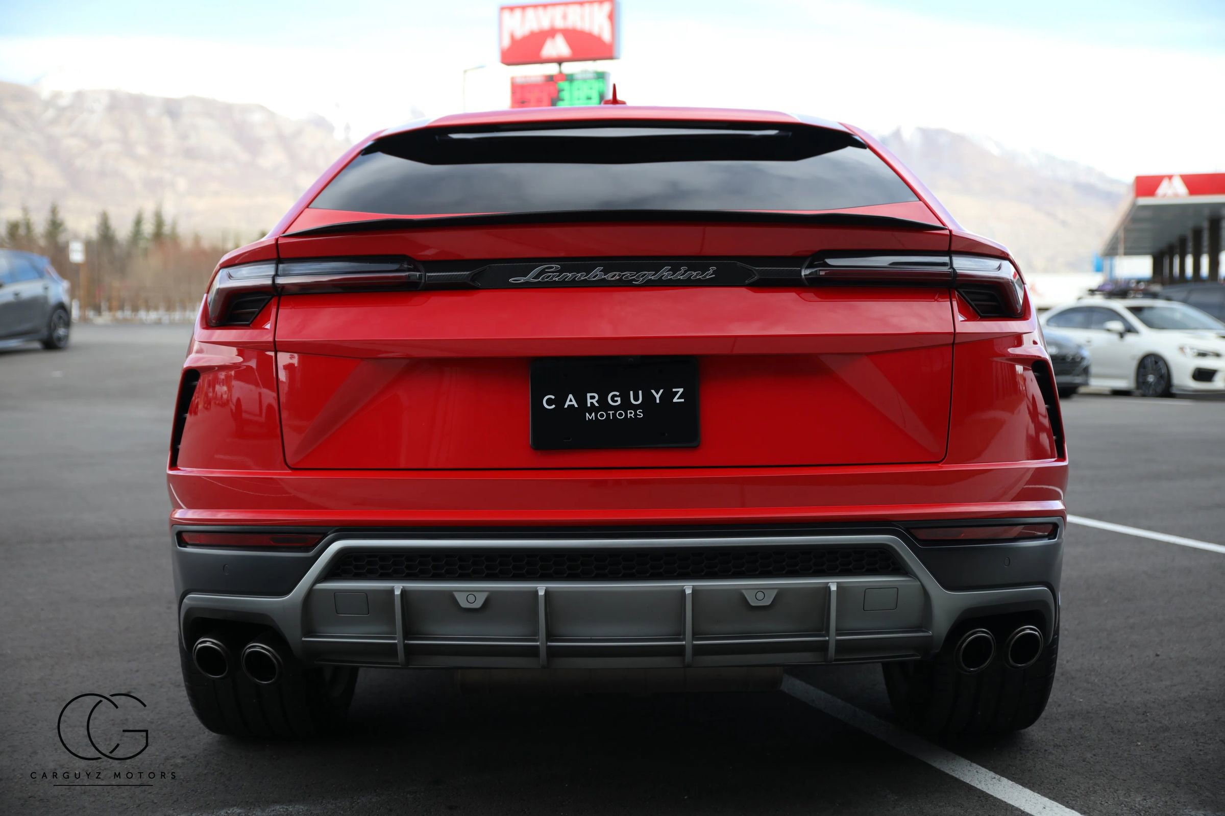 Used 2020 Lamborghini Urus AWD/4WD image 17