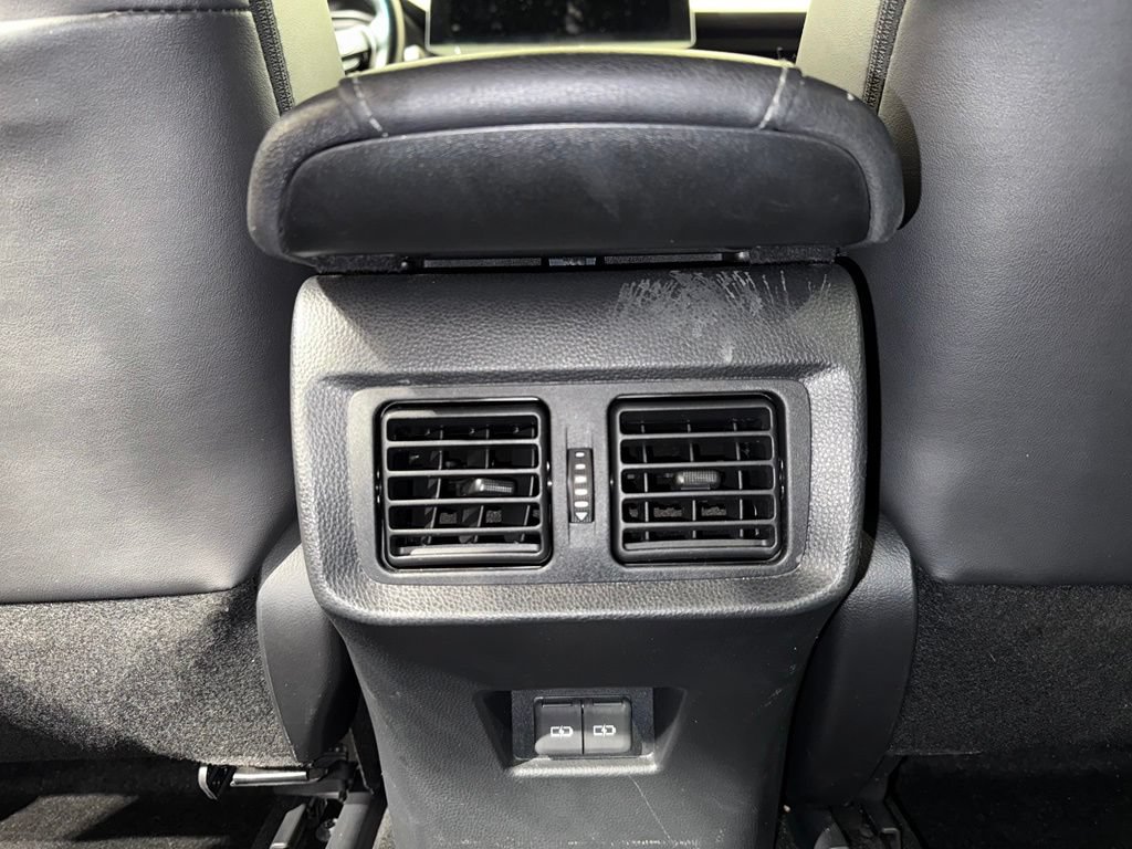Certified 2023 Toyota Venza XLE AWD/4WD image 20