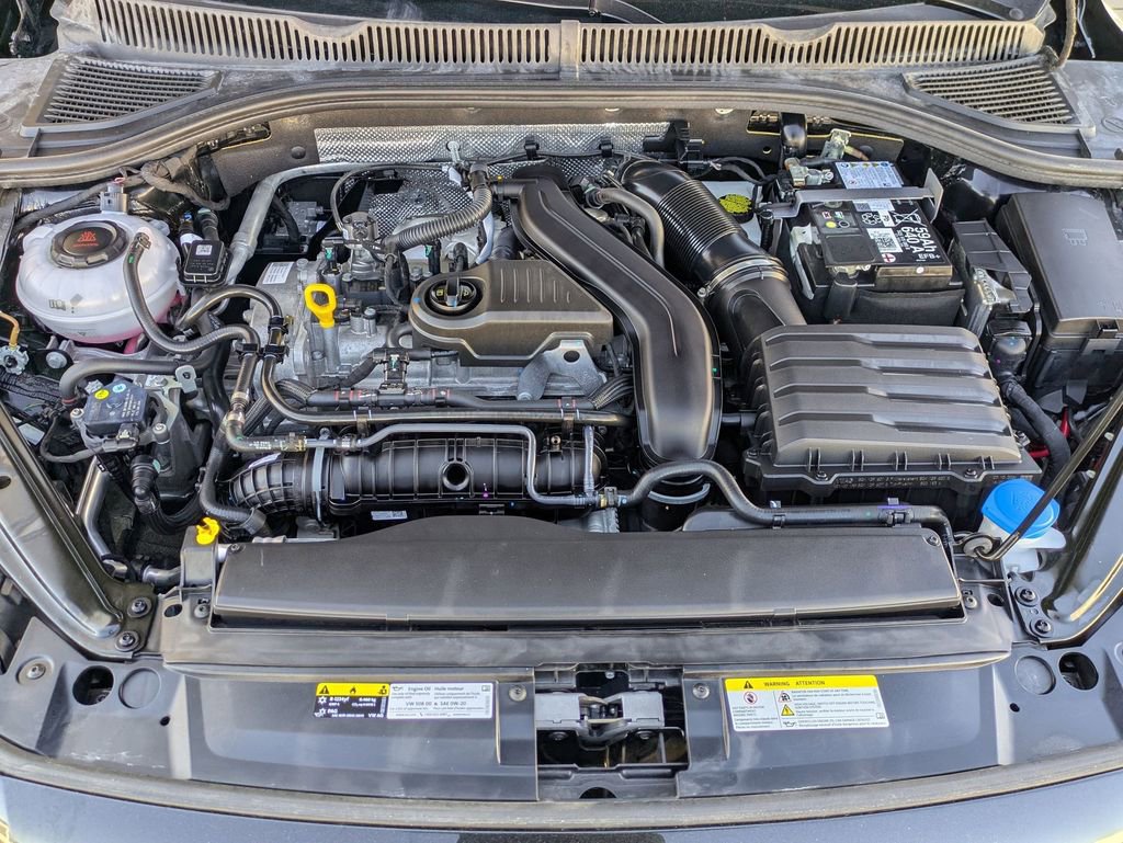 Used 2025 Volkswagen Jetta SE image 30