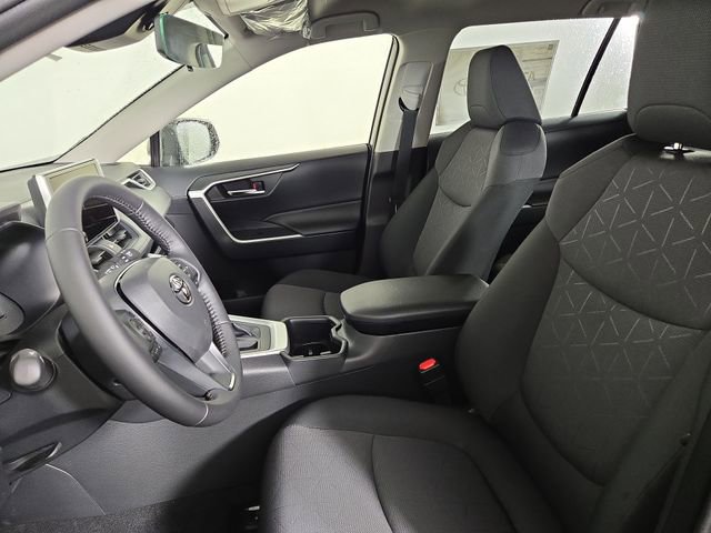 New 2025 Toyota RAV4 XLE image 15