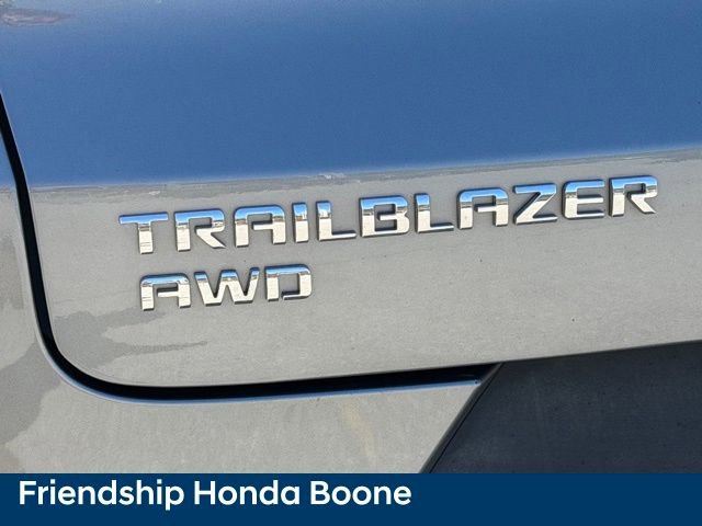 Used 2024 Chevrolet TrailBlazer LT w/ LT Cold Weather Package image 10