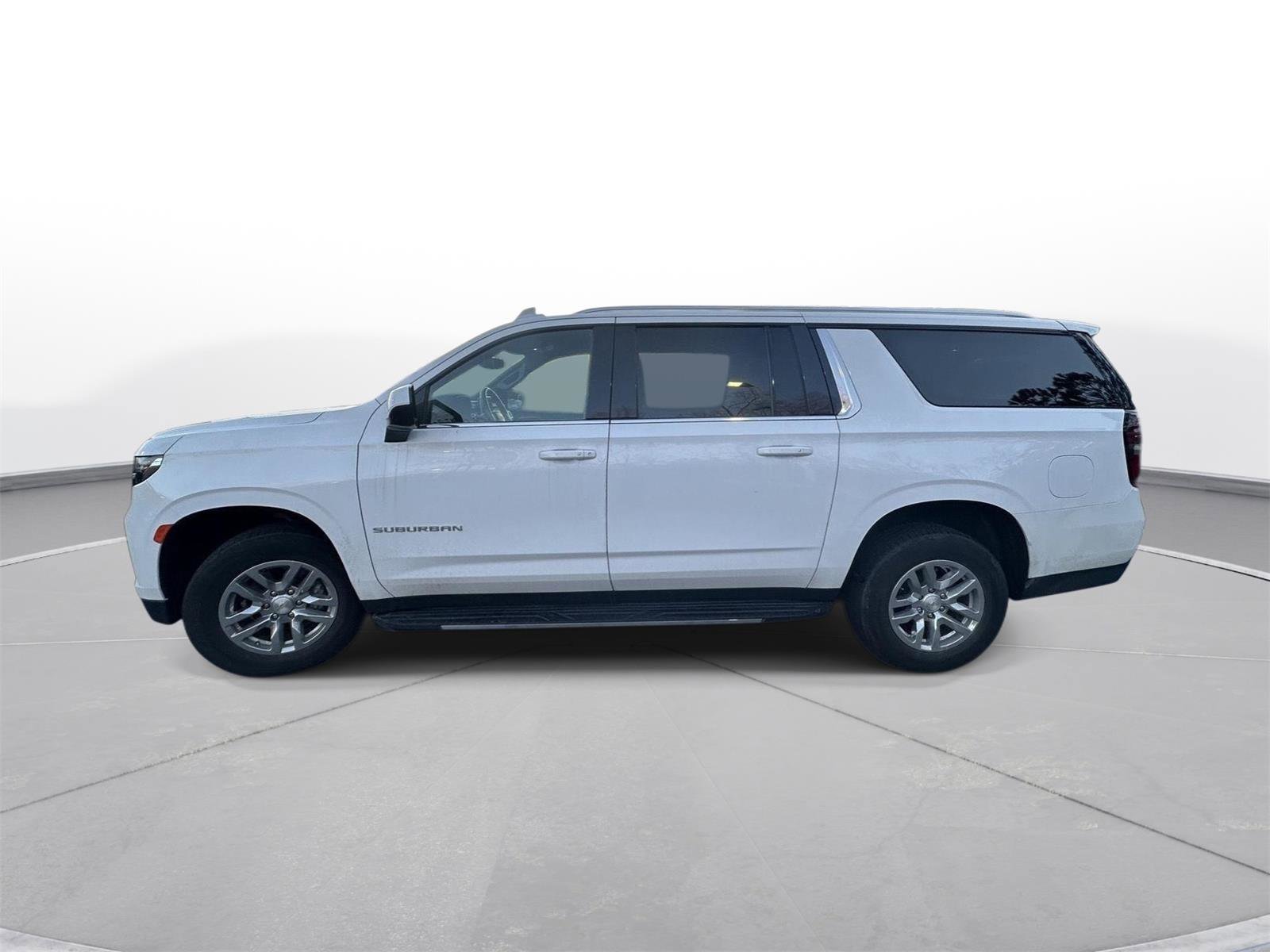 Used 2021 Chevrolet Suburban LT image 10