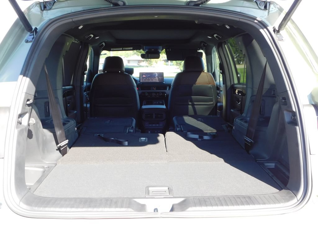 New 2026 Honda Pilot TrailSport image 33