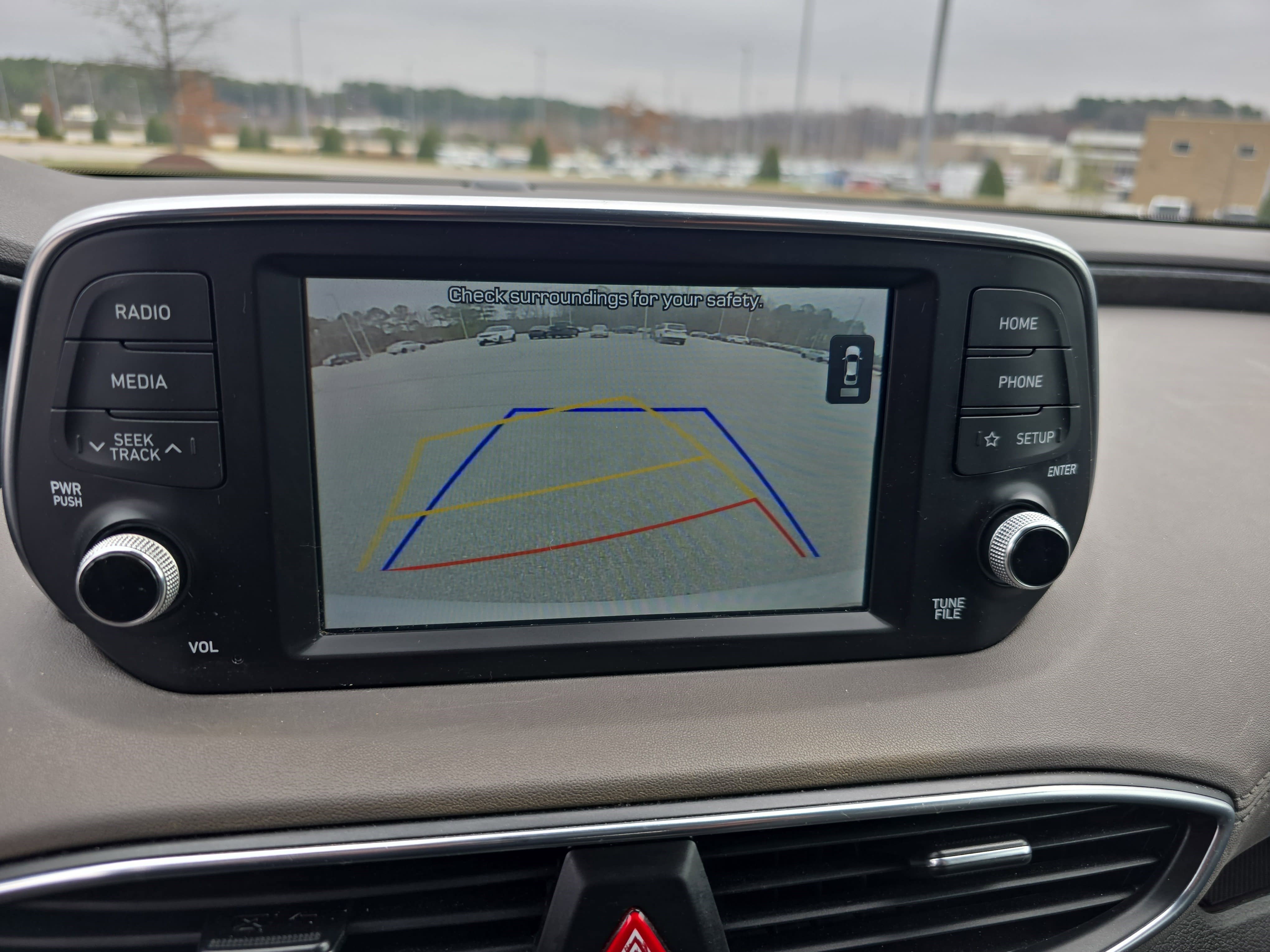 Used 2019 Hyundai Santa Fe SEL image 23