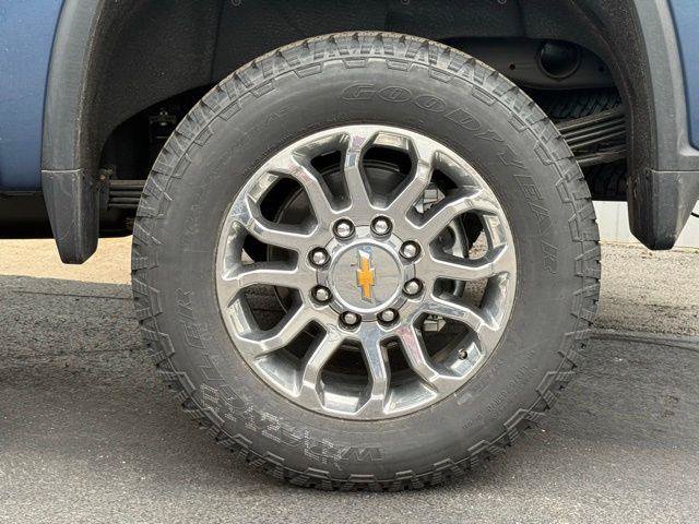 New 2026 Chevrolet Silverado 2500 LTZ w/ LTZ Convenience Package AWD/4WD image 15