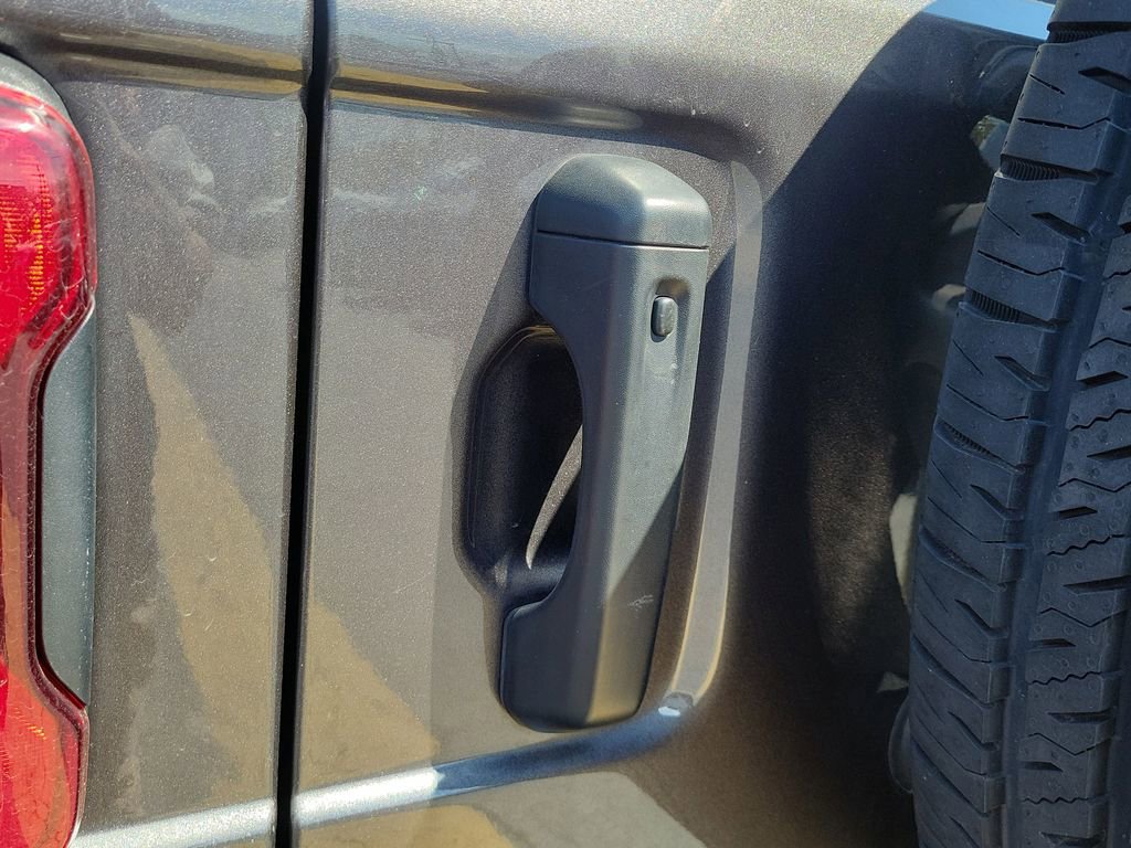 Certified 2025 Jeep Wrangler Unlimited Sahara AWD/4WD image 7