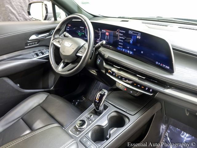 Used 2024 Cadillac XT4 Premium Luxury FWD image 24