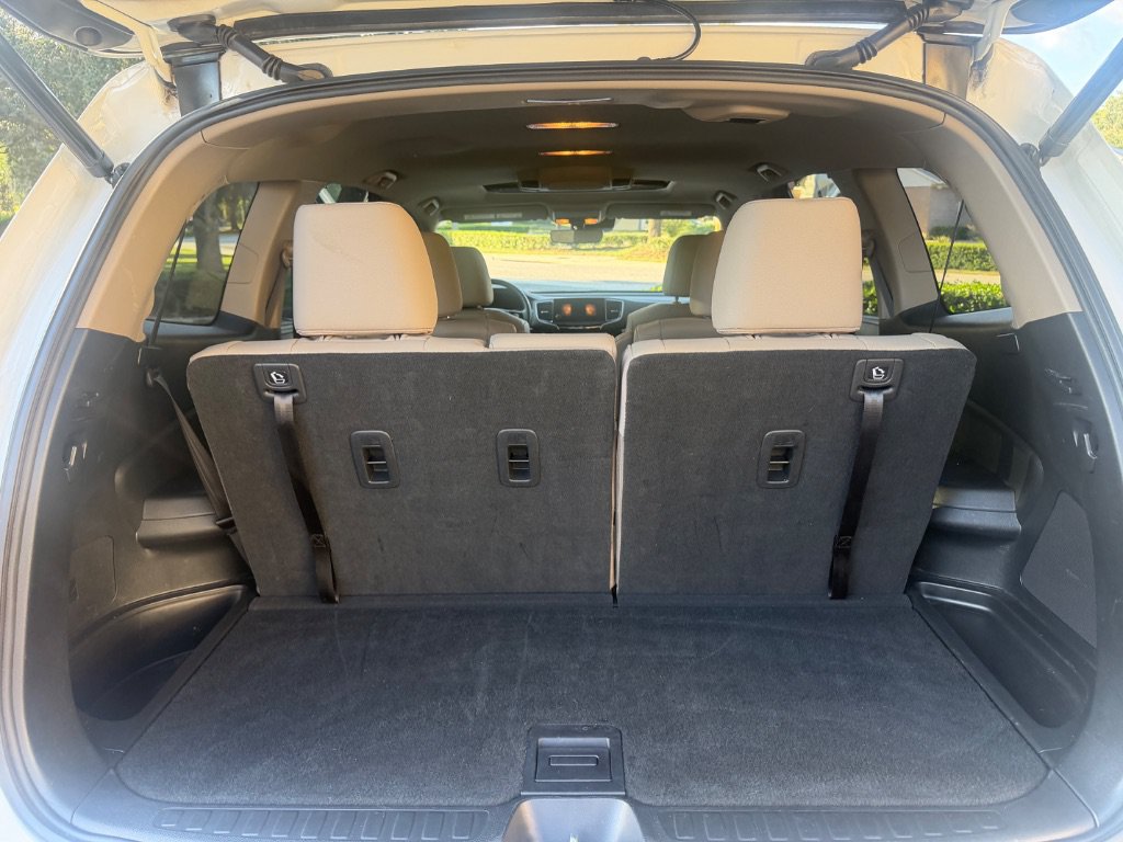 Used 2022 Honda Pilot Touring image 19