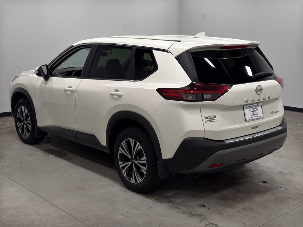Used 2023 Nissan Rogue SV image 6