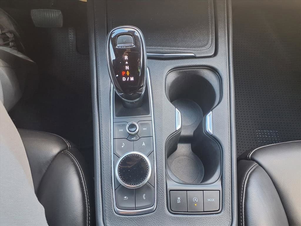 Used 2021 Cadillac XT4 Premium Luxury w/ Cold Weather Package image 17