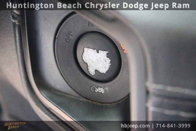 Used 2024 Jeep Wrangler Sahara image 22