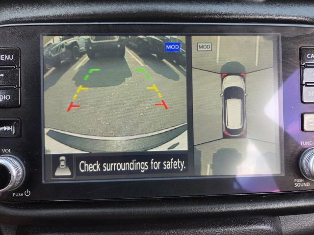 Used 2023 Nissan Kicks SR w/ SR Premium Package FWD image 24