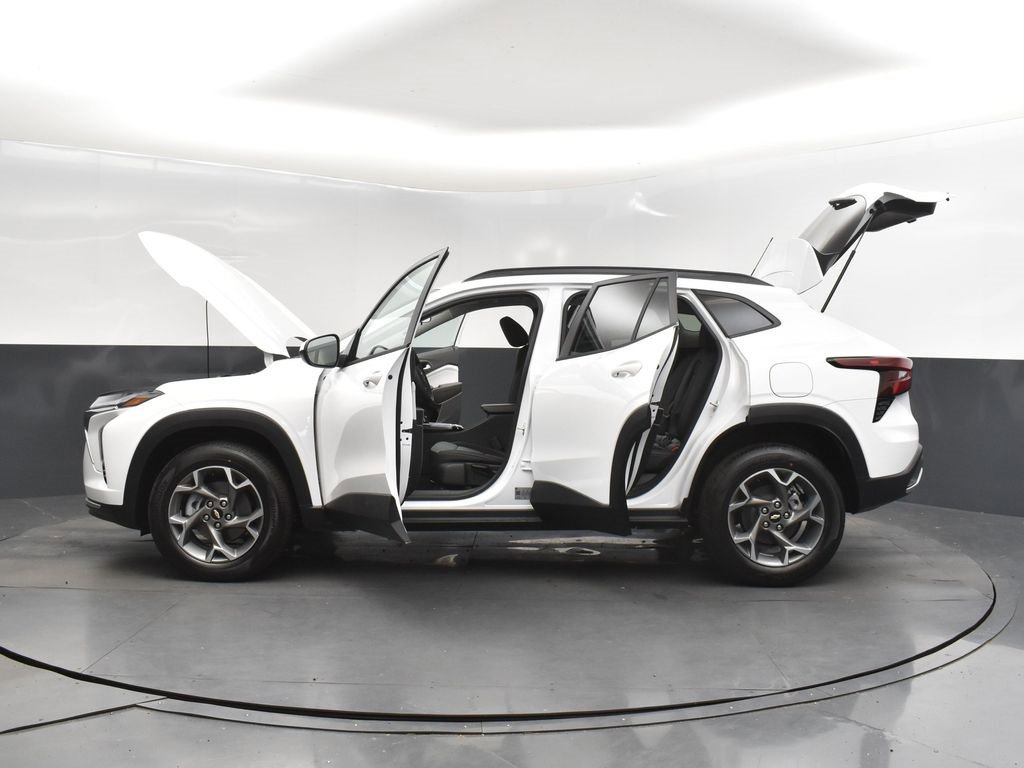 New 2026 Chevrolet Trax LT image 46