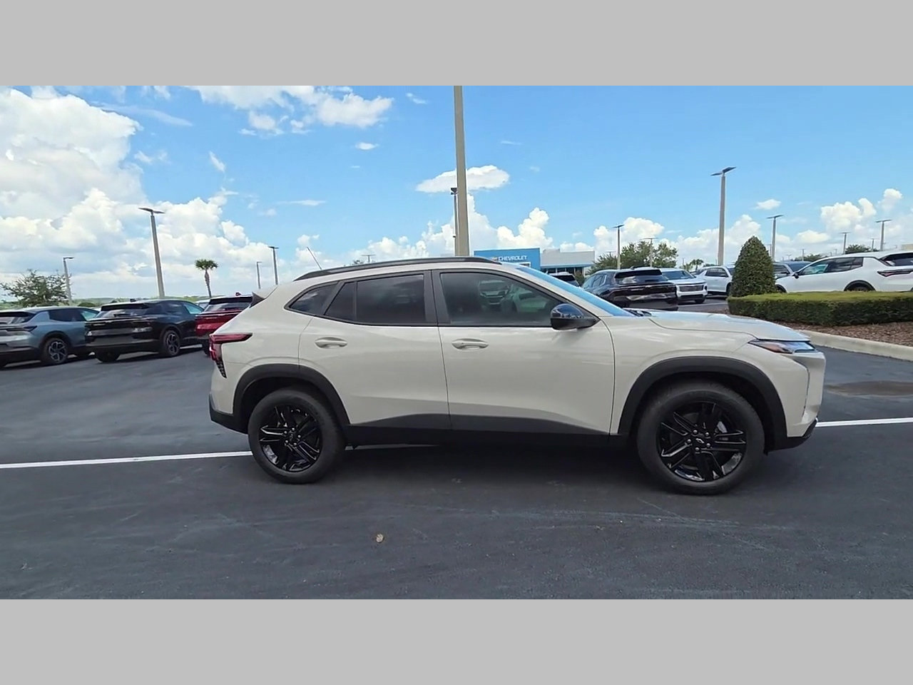New 2026 Chevrolet Trax ACTIV w/ Driver Confidence Package FWD image 15