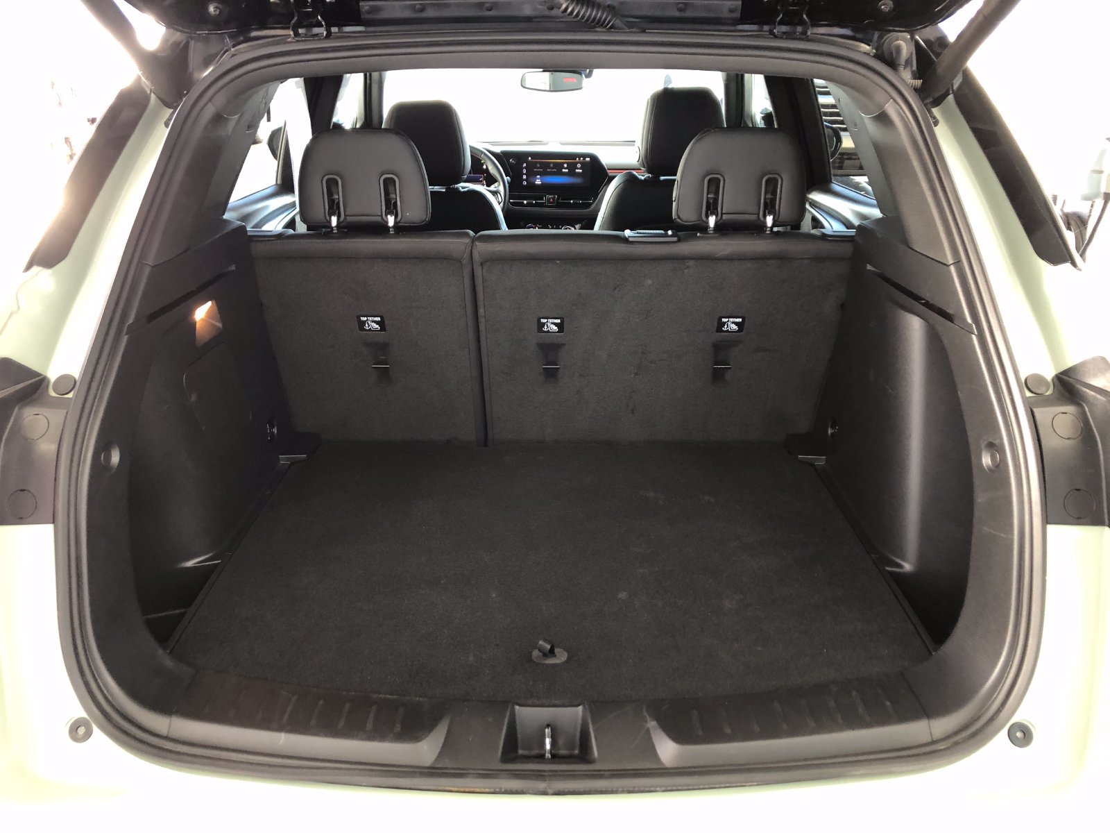 Used 2024 Chevrolet TrailBlazer RS w/ Convenience Package FWD image 8