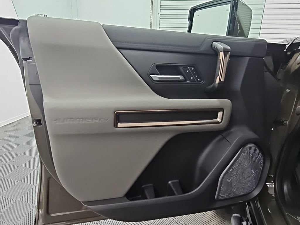 New 2025 GMC Hummer EV 2X w/ Extreme Off-Road Package image 34