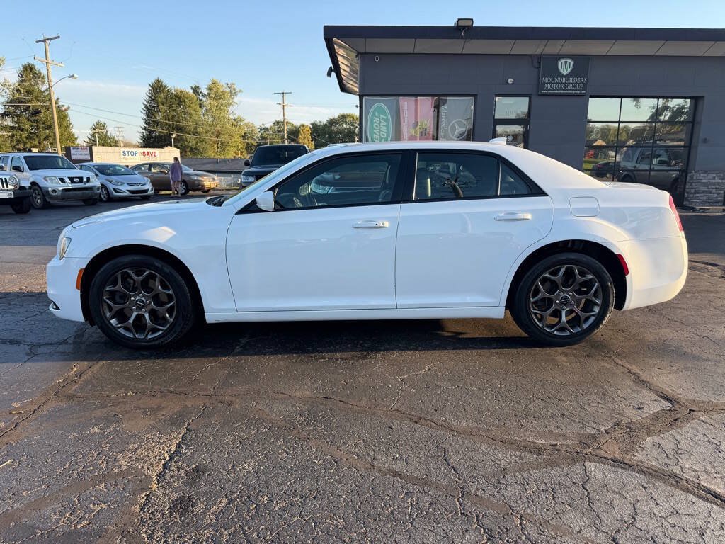Used 2015 Chrysler 300 S AWD/4WD image 3