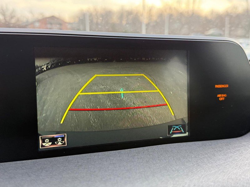 Used 2022 Lexus UX 250h w/ Premium Package image 20