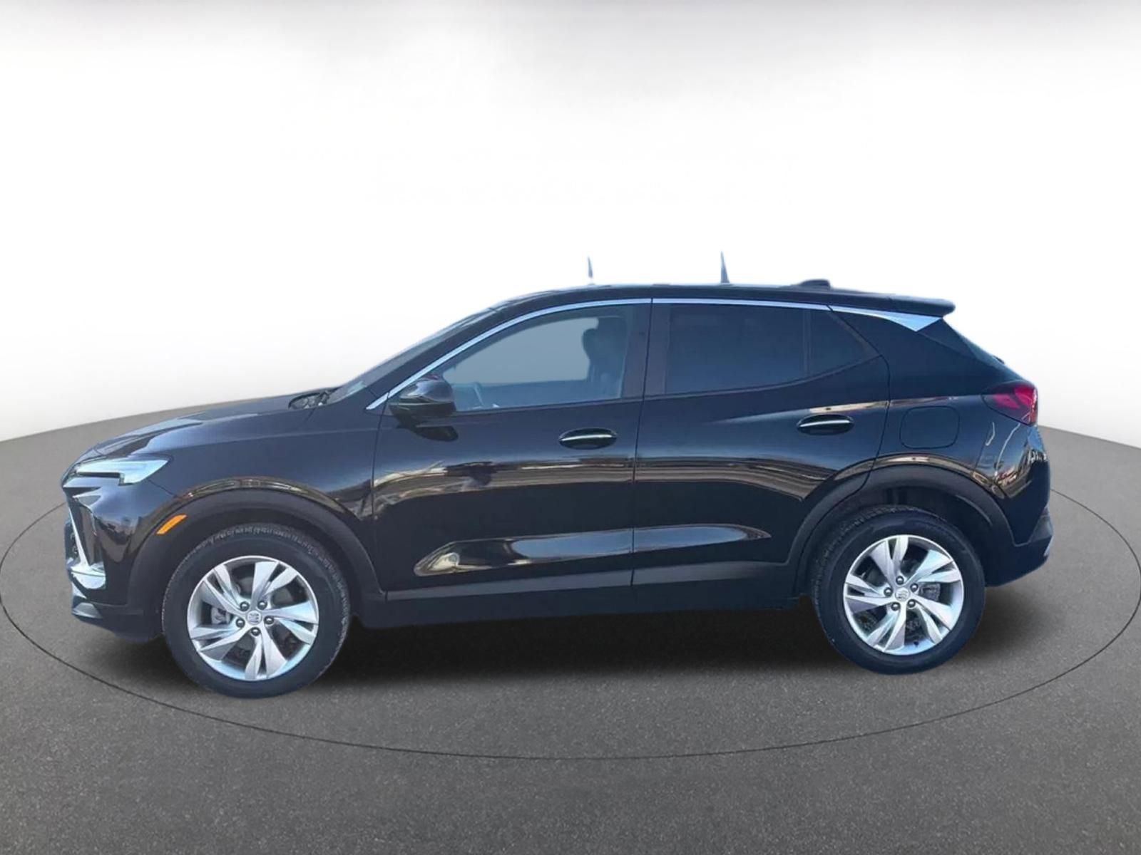 Used 2025 Buick Encore GX Preferred image 9