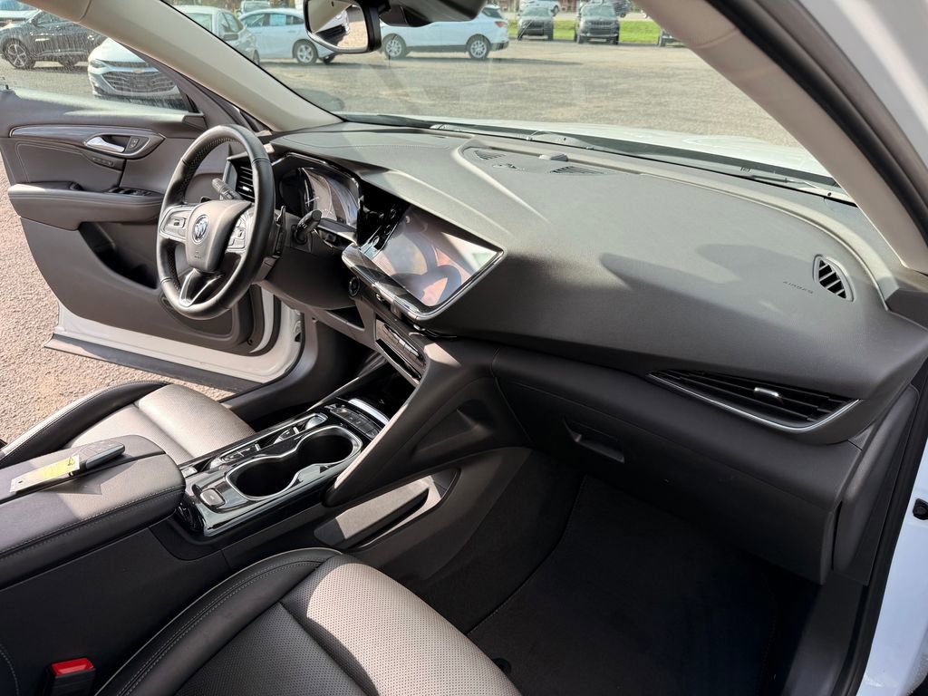 Used 2023 Buick Envision Essence FWD image 29