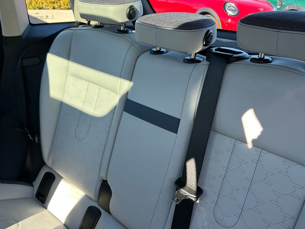 Used 2025 MINI Cooper S image 31