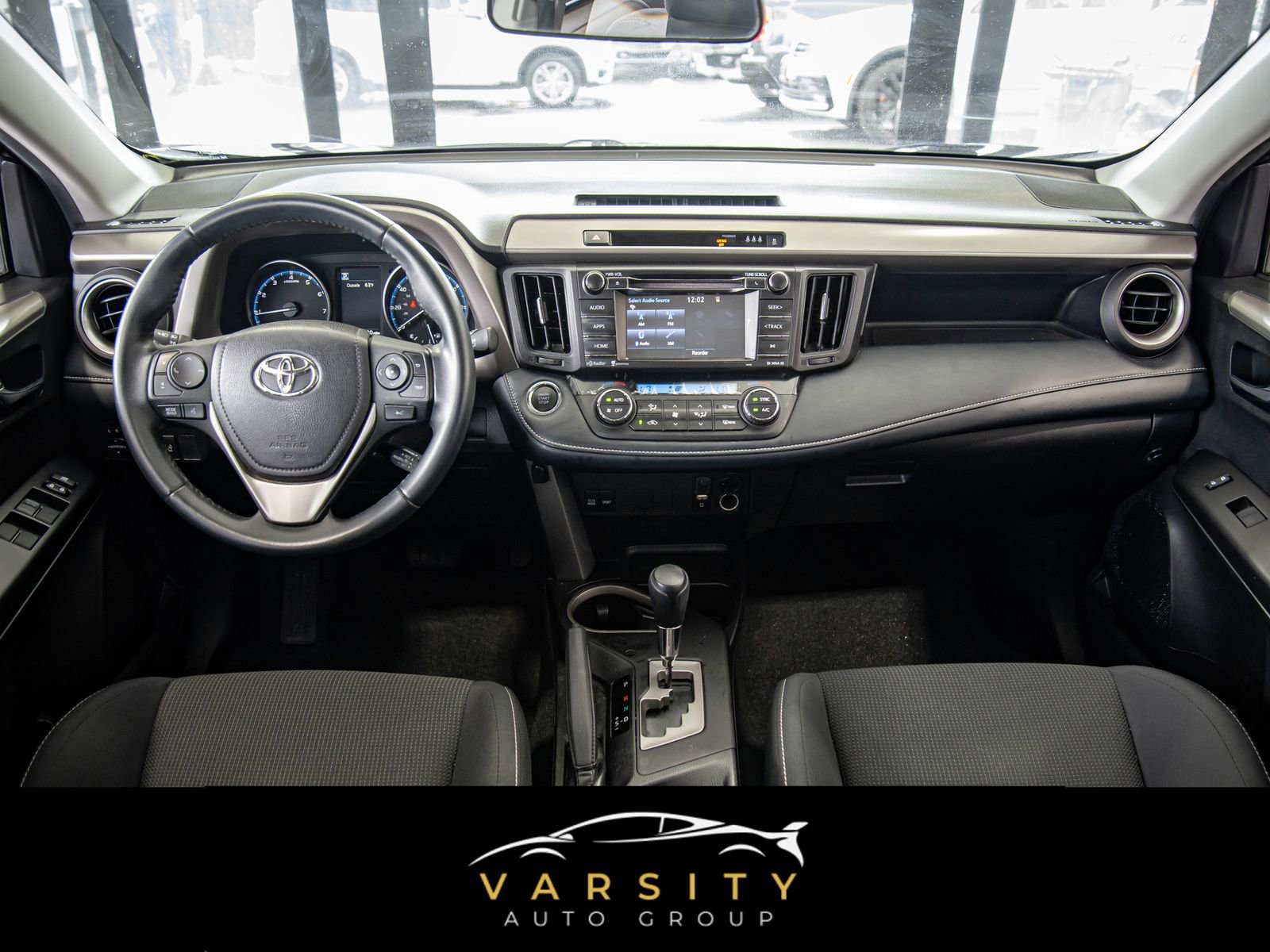 Used 2018 Toyota RAV4 XLE w/ Plus Extra Value Package image 8