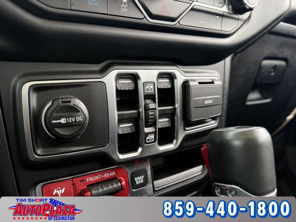 Used 2023 Jeep Wrangler Unlimited Rubicon 4xe w/ Dual Top Group AWD/4WD image 29