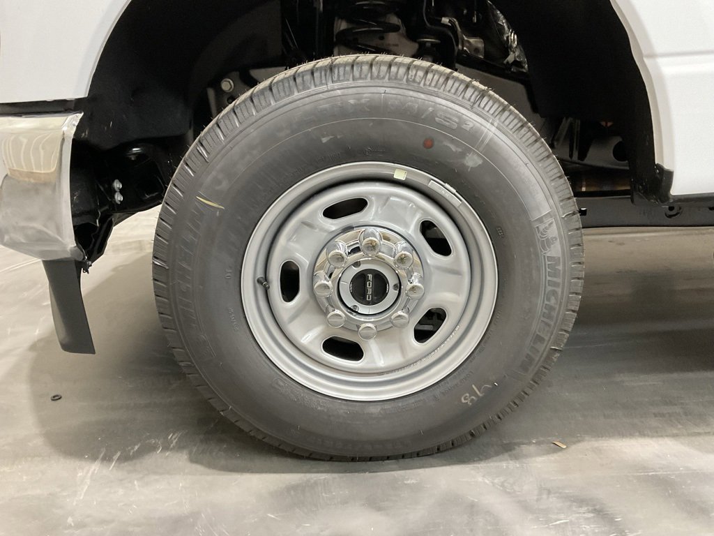 New 2026 Ford F350 XL w/ XL Chrome Package image 6