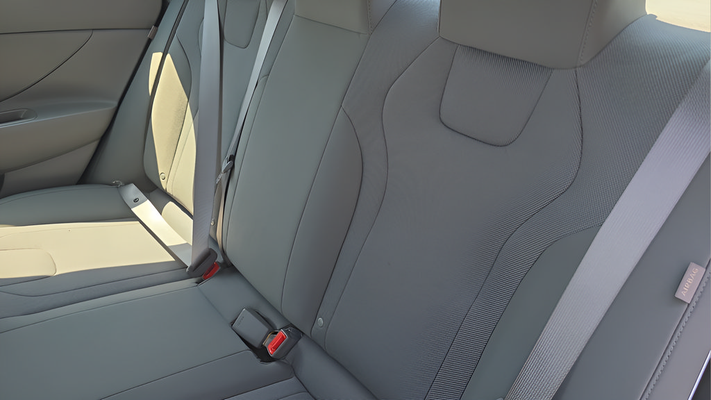 New 2026 Hyundai Elantra SE FWD image 27