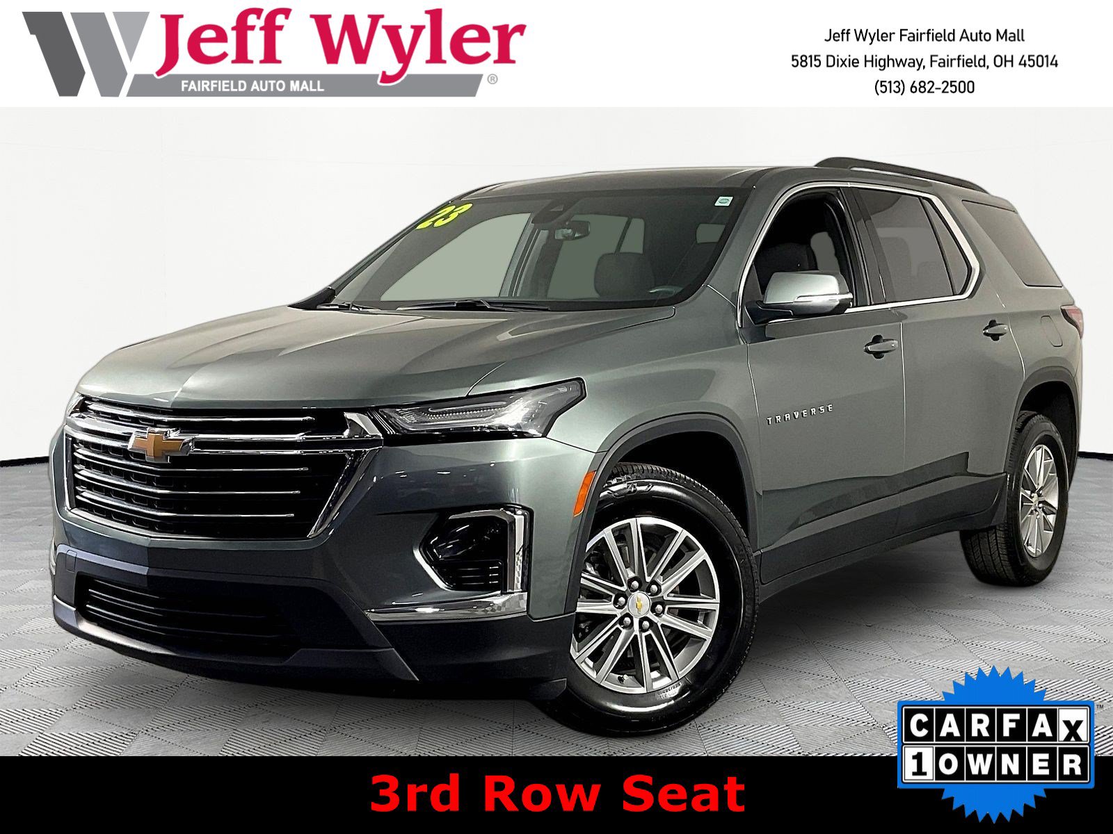 Used 2023 Chevrolet Traverse LT FWD image 1