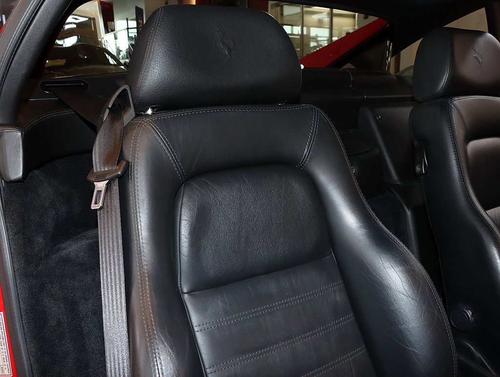 Used 1998 Ferrari F355 Berlinetta image 36