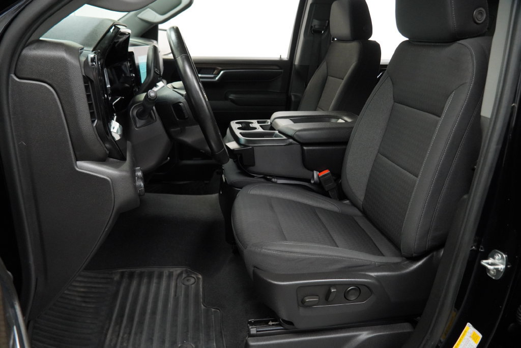 Certified 2024 Chevrolet Silverado 1500 LT AWD/4WD image 4